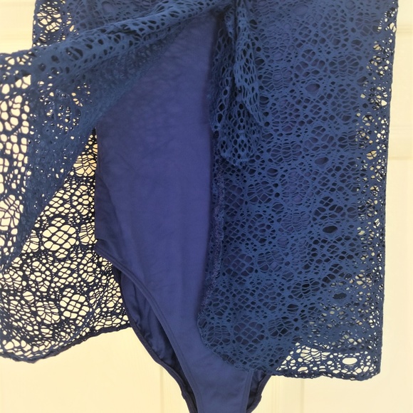 Lauren Ralph Lauren One Piece NWT Size 10 - Picture 4 of 6